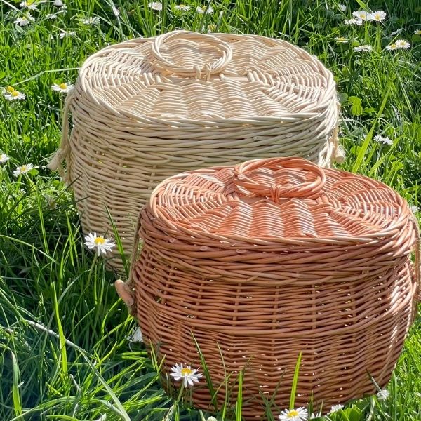 Weidenurne Waldruhe